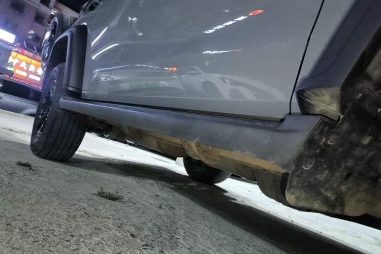 Used Tank 300 2024 2.0T Conqueror Right Side Sill
