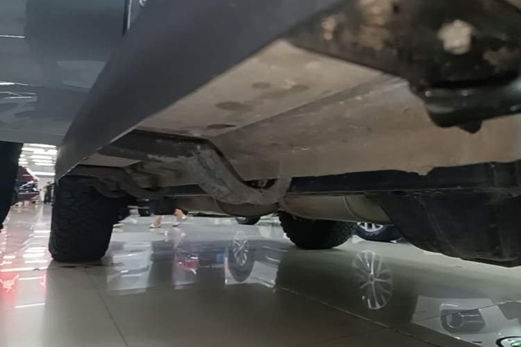 Used Tank 300 2024 2.0T Conqueror Right Side Sill