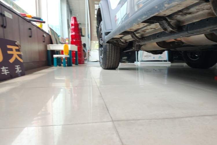 Used Tank 300 2024 2.0T Conqueror Right Side Sill
