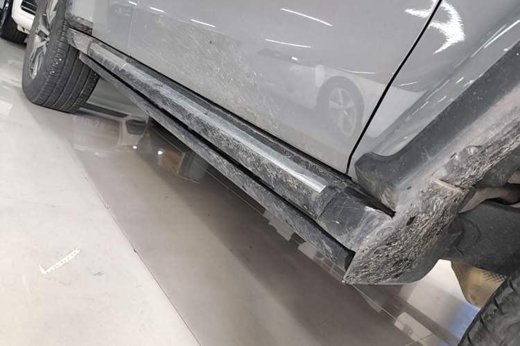 Used Tank 300 2024 2.0T Crosser Right Side Sill