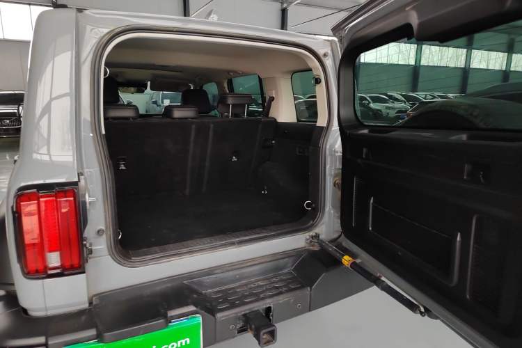Used Tank 300 2024 2.0T Conqueror Trunk