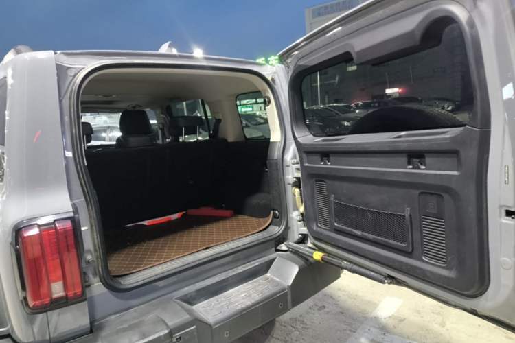 Used Tank 300 2024 2.0T Conqueror Trunk