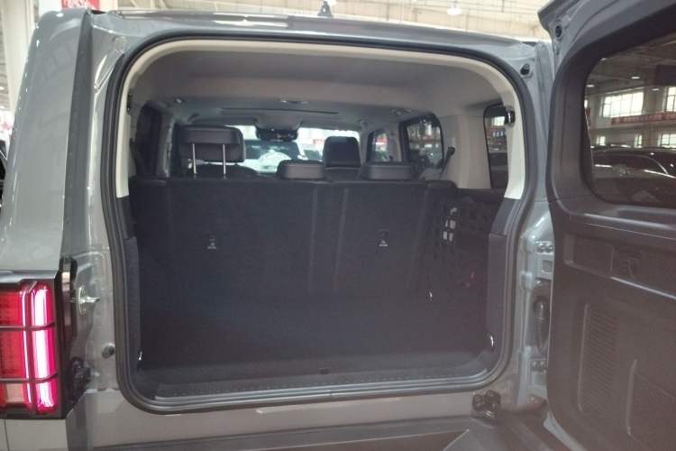 Used Tank 300 2024 2.0T Conqueror Trunk