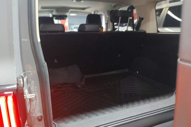 Used Tank 300 2024 2.0T Conqueror Trunk