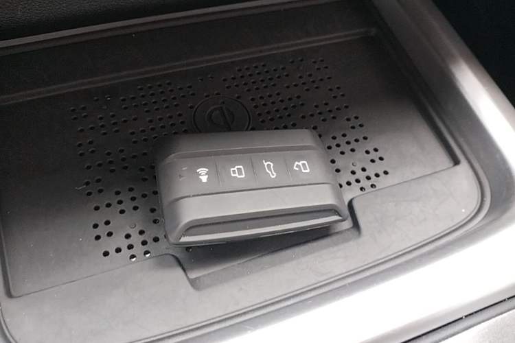 Used Tank 300 2024 2.0T Challenger Vehicle Key
