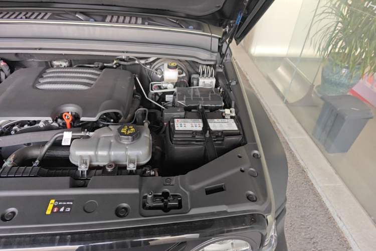Used Tank 300 2024 2.0T Conqueror Engine Bay Left