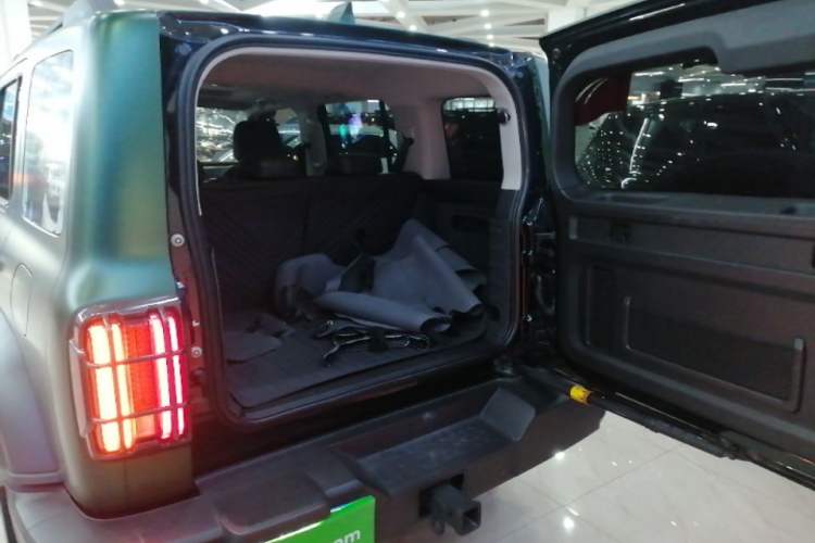 Used Tank 300 2024 2.0T Conqueror Trunk