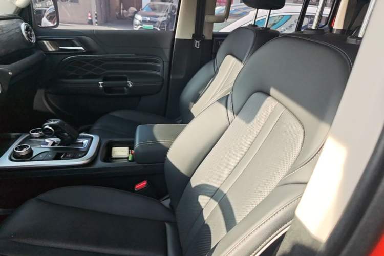 Used Tank 300 2024 2.0T Conqueror Left Front Seat