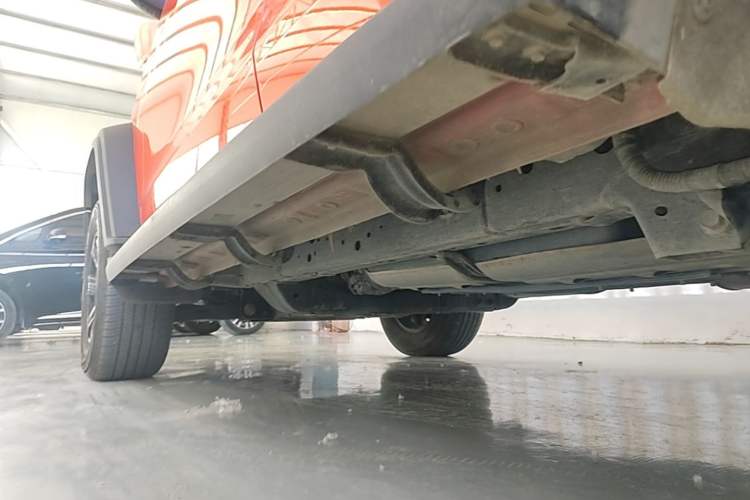 Used Tank 300 2024 2.0T Conqueror Left Side Sill