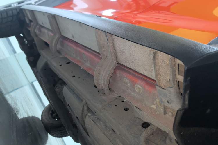 Used Tank 300 2024 2.0T Conqueror Left Side Sill