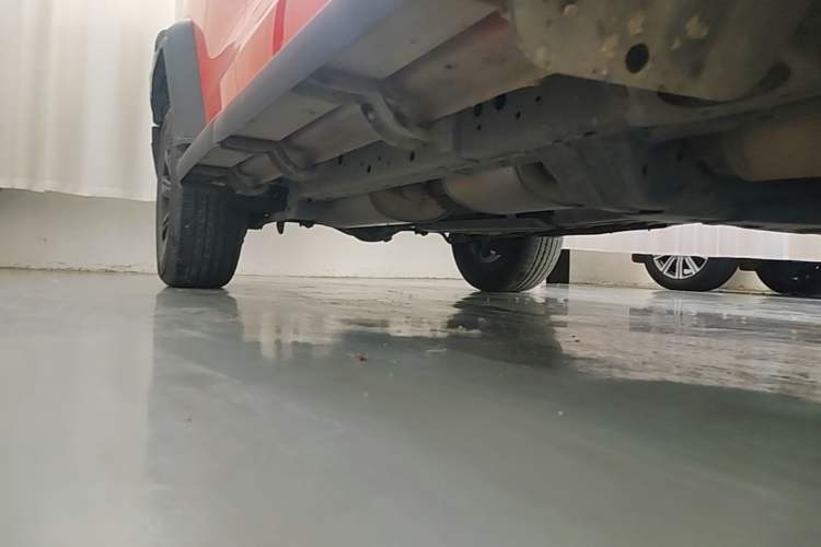 Used Tank 300 2024 2.0T Conqueror Right Side Sill
