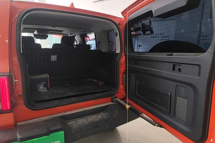 Used Tank 300 2024 2.0T Conqueror Trunk