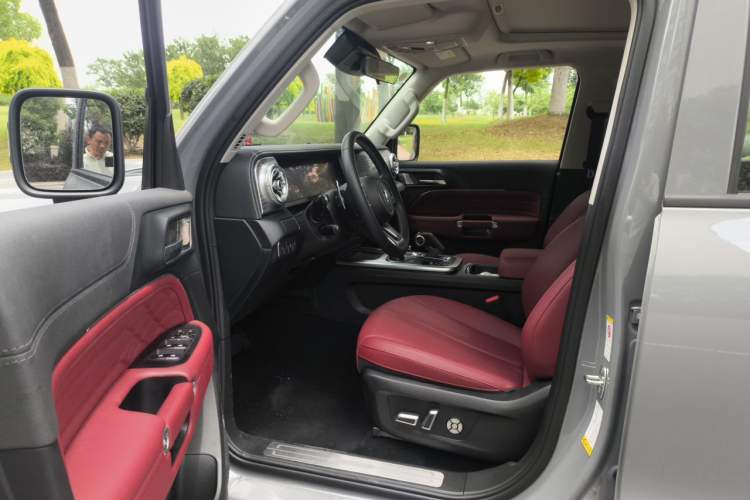 Used Tank 300 2024 2.0T Conqueror Driver Seat