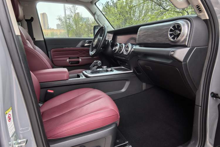 Used Tank 300 2024 2.0T Conqueror Interior 5