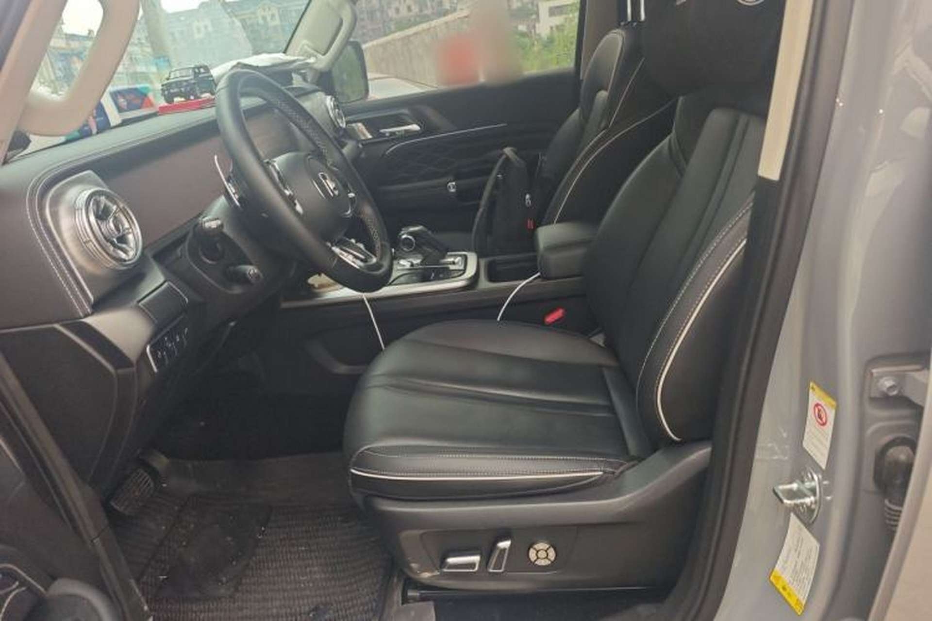 Used Tank 300 2024 2.0T Conqueror Left Front Seat