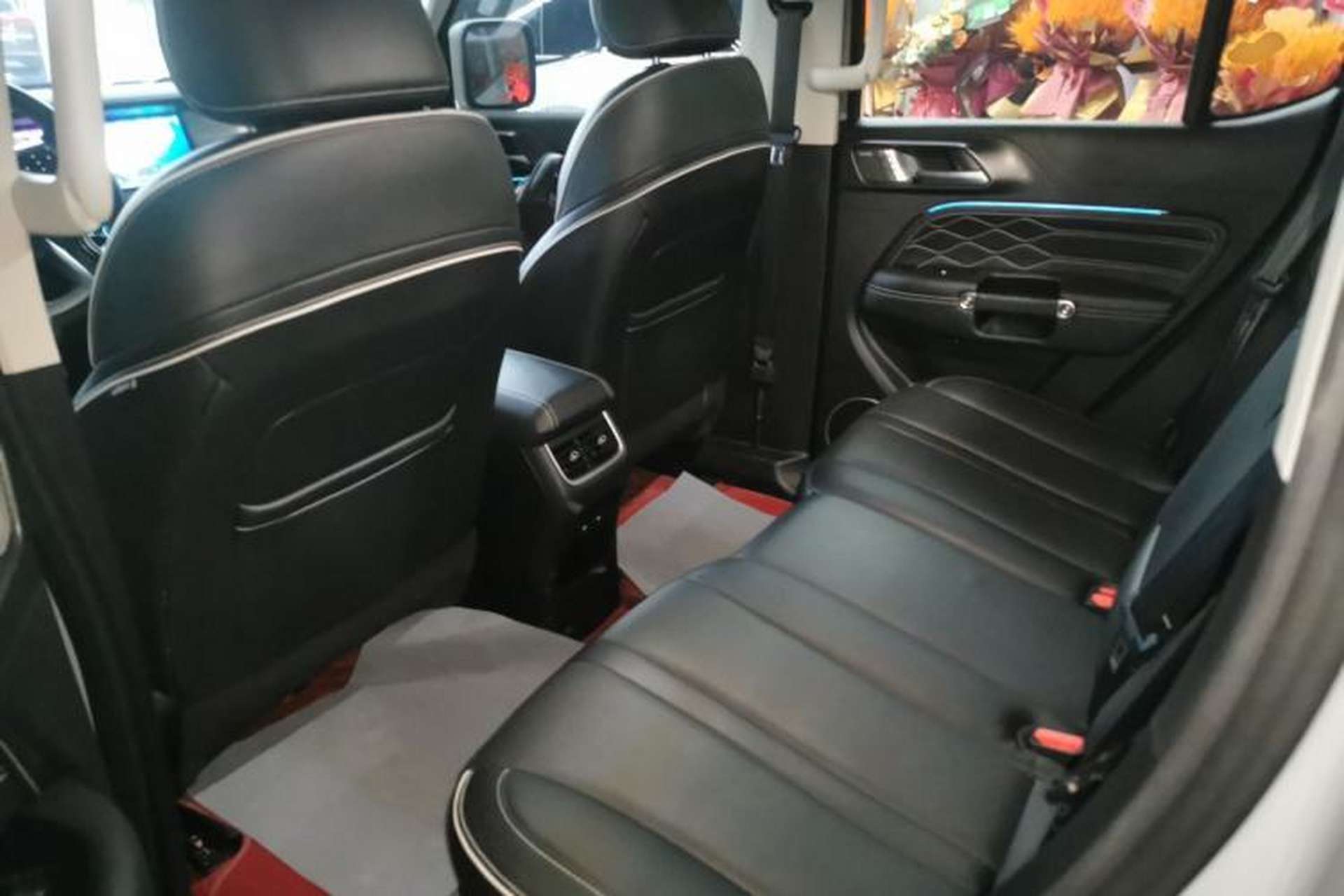 Used Tank 300 2024 2.0T Conqueror Left Rear Seat