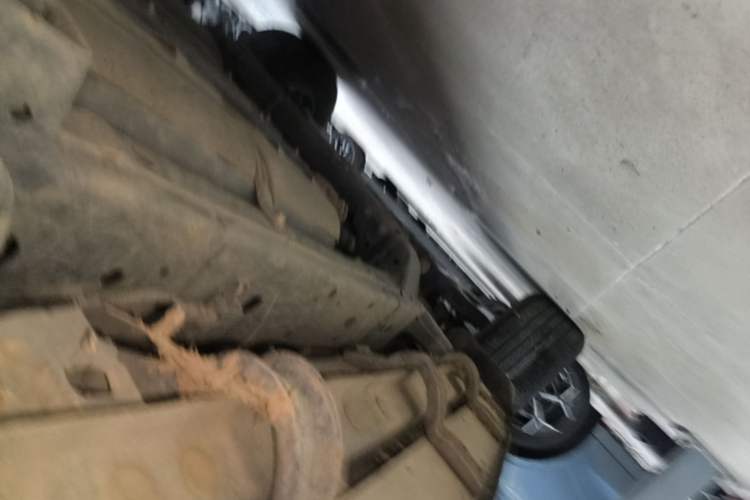 Used Tank 300 2024 2.0T Conqueror Left Side Sill