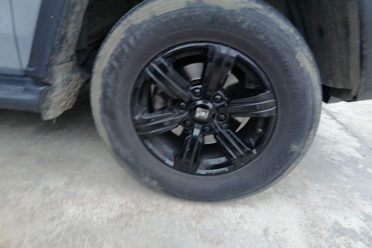 Used Tank 300 2024 2.0T Challenger Right Front Wheel Hub
