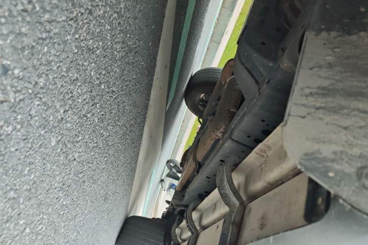 Used Tank 300 2024 2.0T Challenger Chassis Front Left