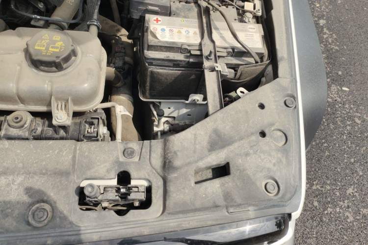 Used Tank 300 2024 2.0T Conqueror Engine Bay Left