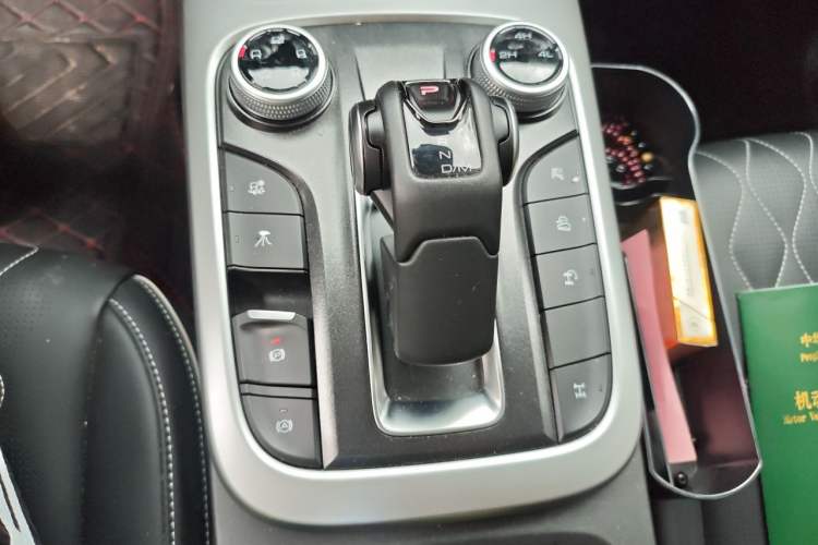 Used Tank 300 2024 2.0T Challenger Gear Lever