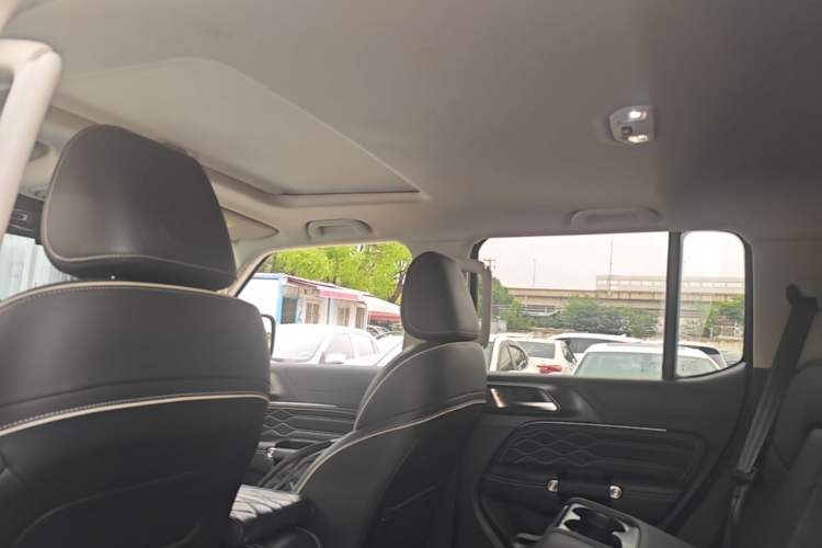 Used Tank 300 2024 2.0T Conqueror Headliner