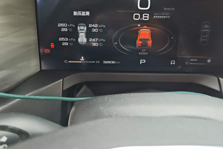 Used Tank 300 2024 2.0T Challenger Odometer Close Up