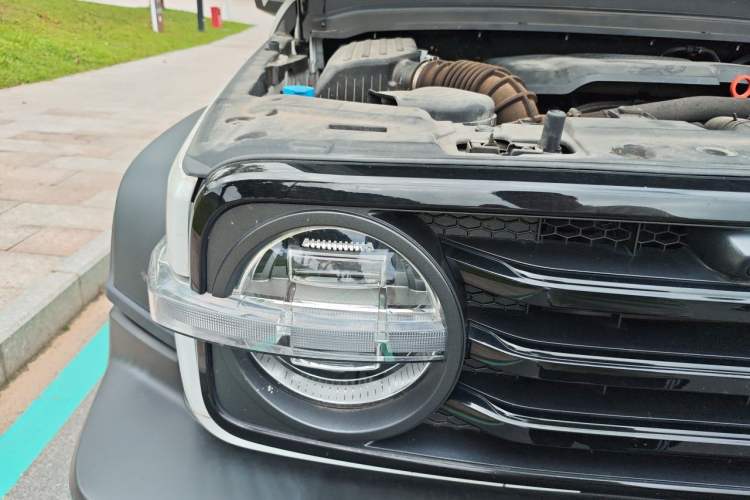 Used Tank 300 2024 2.0T Challenger Right Front Headlight