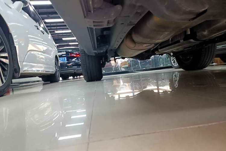 Used Tank 300 2024 2.0T Crosser Right Side Sill