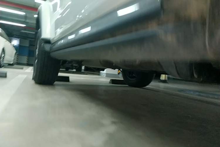 Used Tank 300 2024 2.0T Crosser Right Side Sill