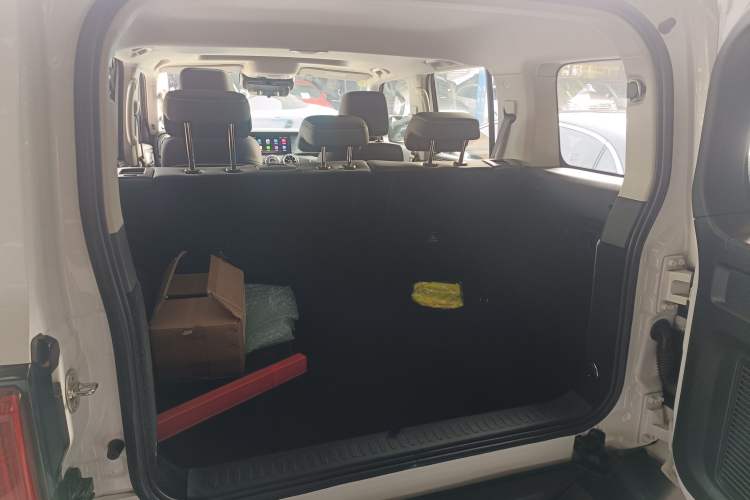 Used Tank 300 2024 2.0T Conqueror Trunk