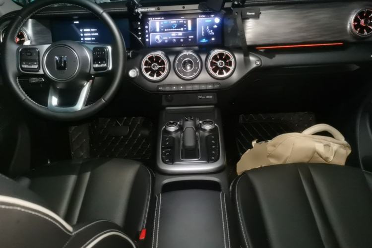 Used Tank 300 2024 2.0T Conqueror Center Console