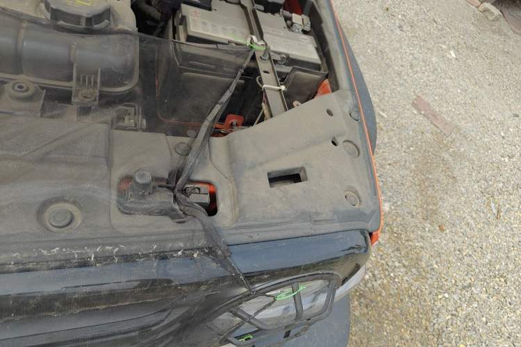 Used Tank 300 2024 2.0T Conqueror Engine Bay Left