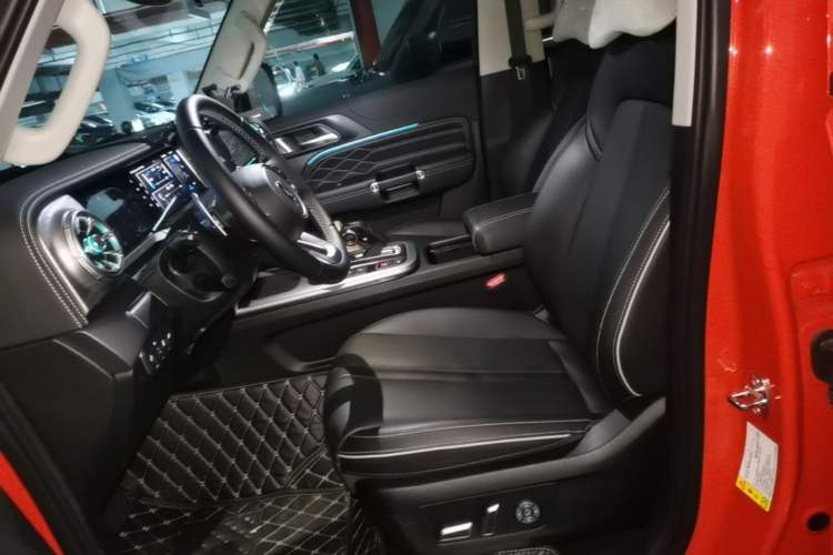 Used Tank 300 2024 2.0T Conqueror Left Front Seat