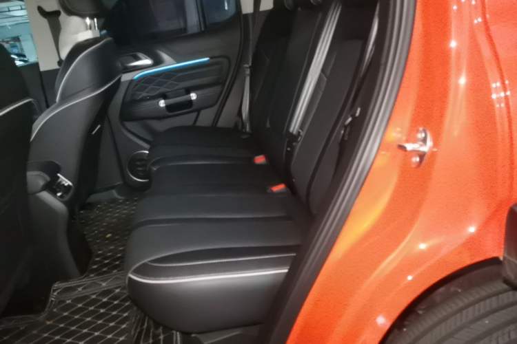 Used Tank 300 2024 2.0T Conqueror Left Rear Seat