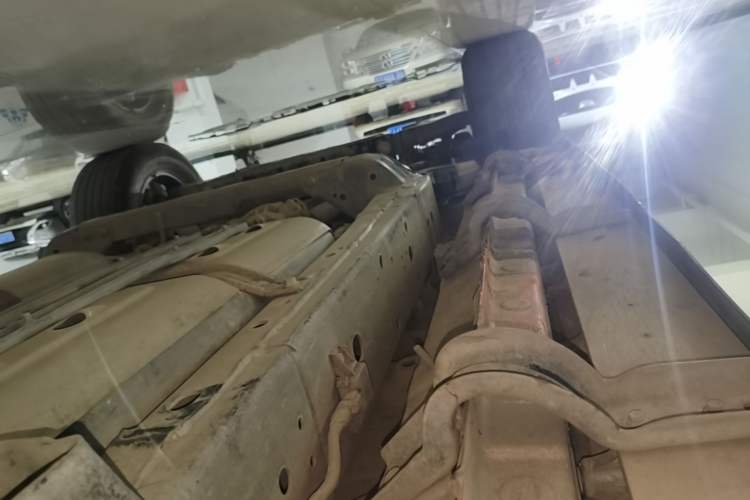 Used Tank 300 2024 2.0T Challenger Left Side Sill