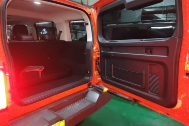 Used Tank 300 2024 2.0T Conqueror Trunk