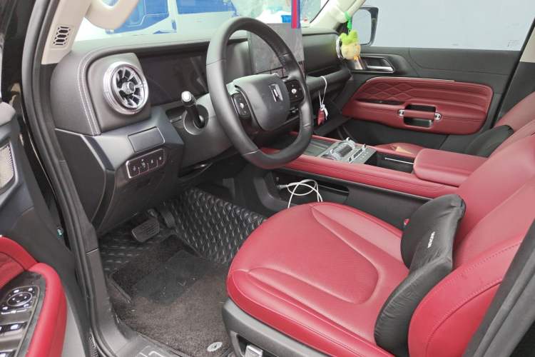 Used Tank 300 2025 2.0T Conqueror Driver Seat