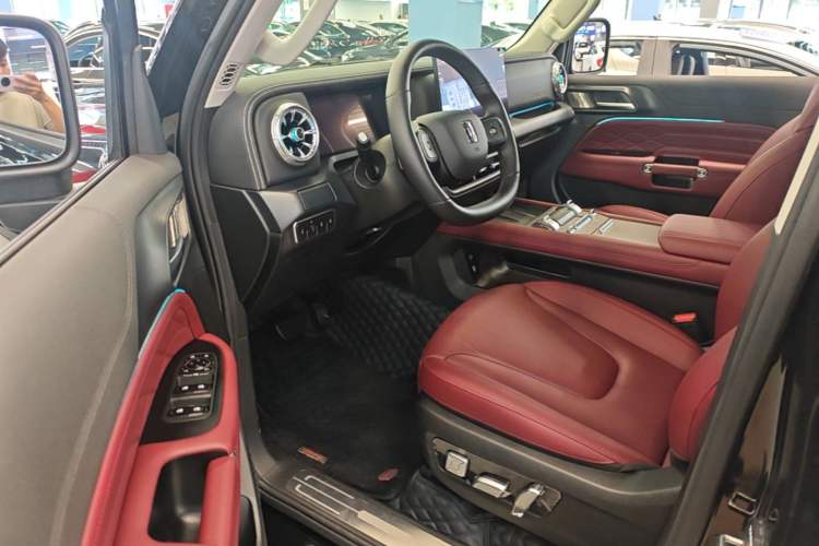 Used Tank 300 2025 2.0T Conqueror Driver Seat