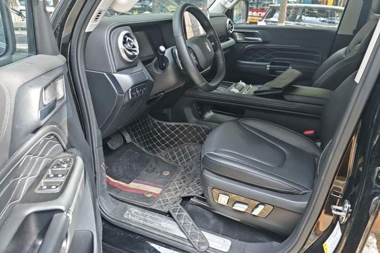 Used Tank 300 2025 2.0T Conqueror Driver Seat