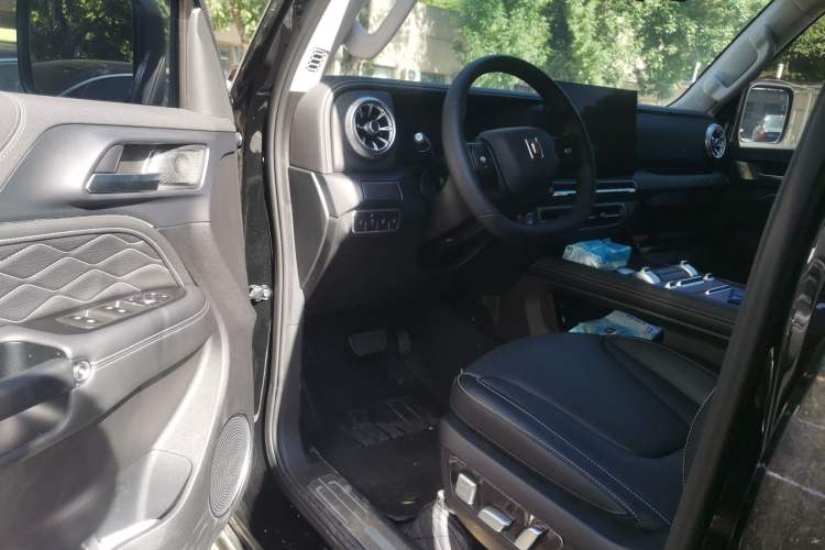 Used Tank 300 2025 2.0T Conqueror Driver Seat