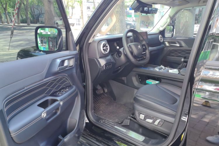 Used Tank 300 2025 2.0T Conqueror Driver Seat