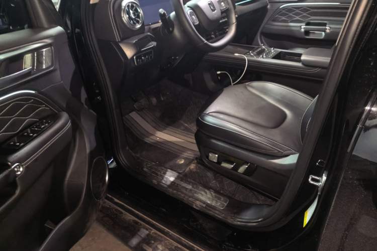 Used Tank 300 2025 2.0T Conqueror Driver Seat