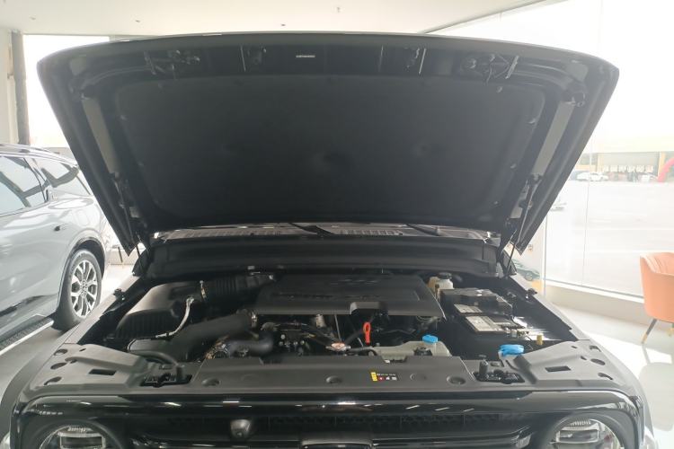 Used Tank 300 2025 2.4T Diesel Version Engine Bay