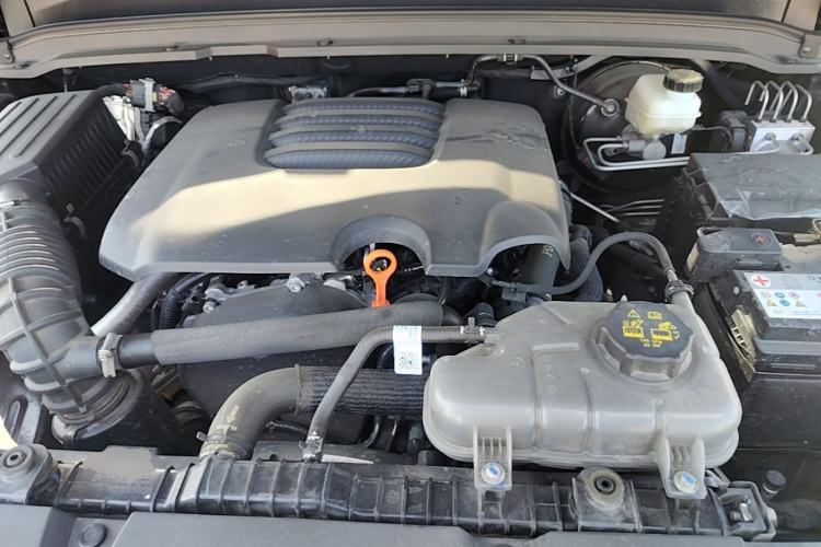 Used Tank 300 2025 2.0T Conqueror Engine Bay