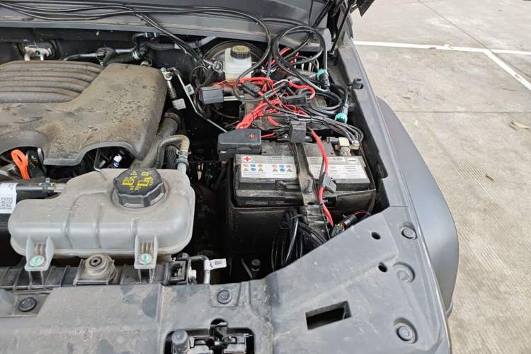Used Tank 300 2025 2.0T Conqueror Engine Bay Left