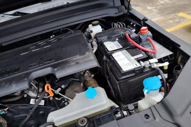 Used Tank 300 2025 2.4T Diesel Version Engine Bay Left
