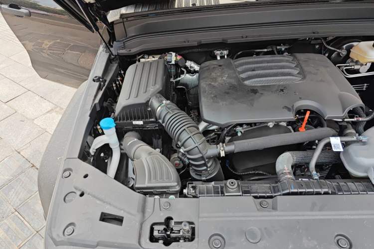 Used Tank 300 2025 2.0T Conqueror Engine Bay Right