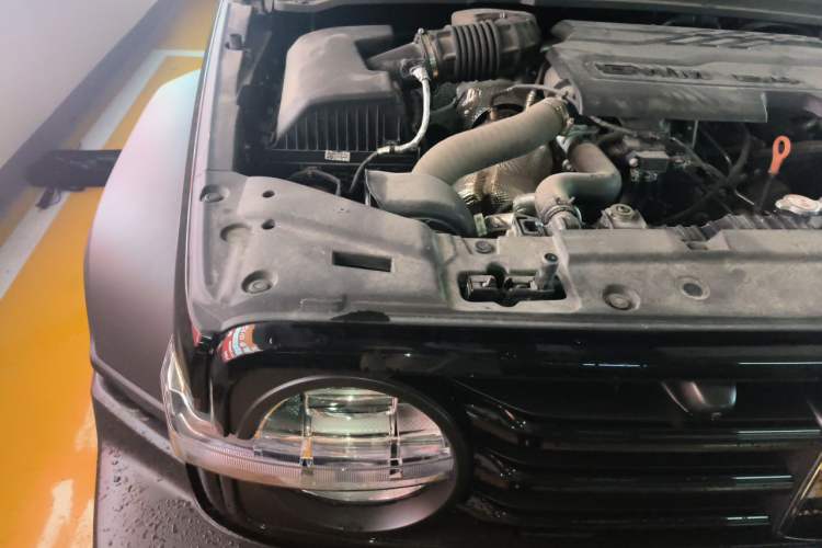 Used Tank 300 2025 2.4T Diesel Version Engine Bay Right