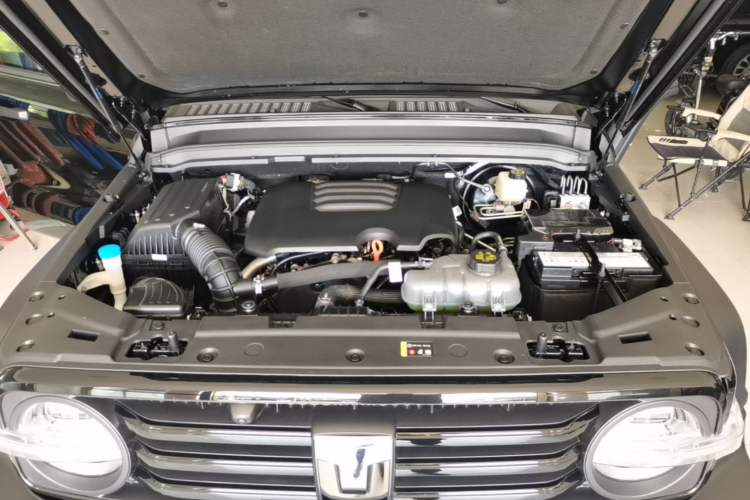 Used Tank 300 2025 2.0T Conqueror Engine Bay